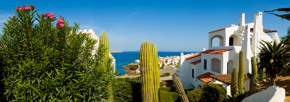 casas a pie de playa via celere